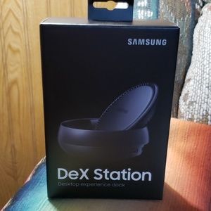 Samsung DeX Station EE-MG950